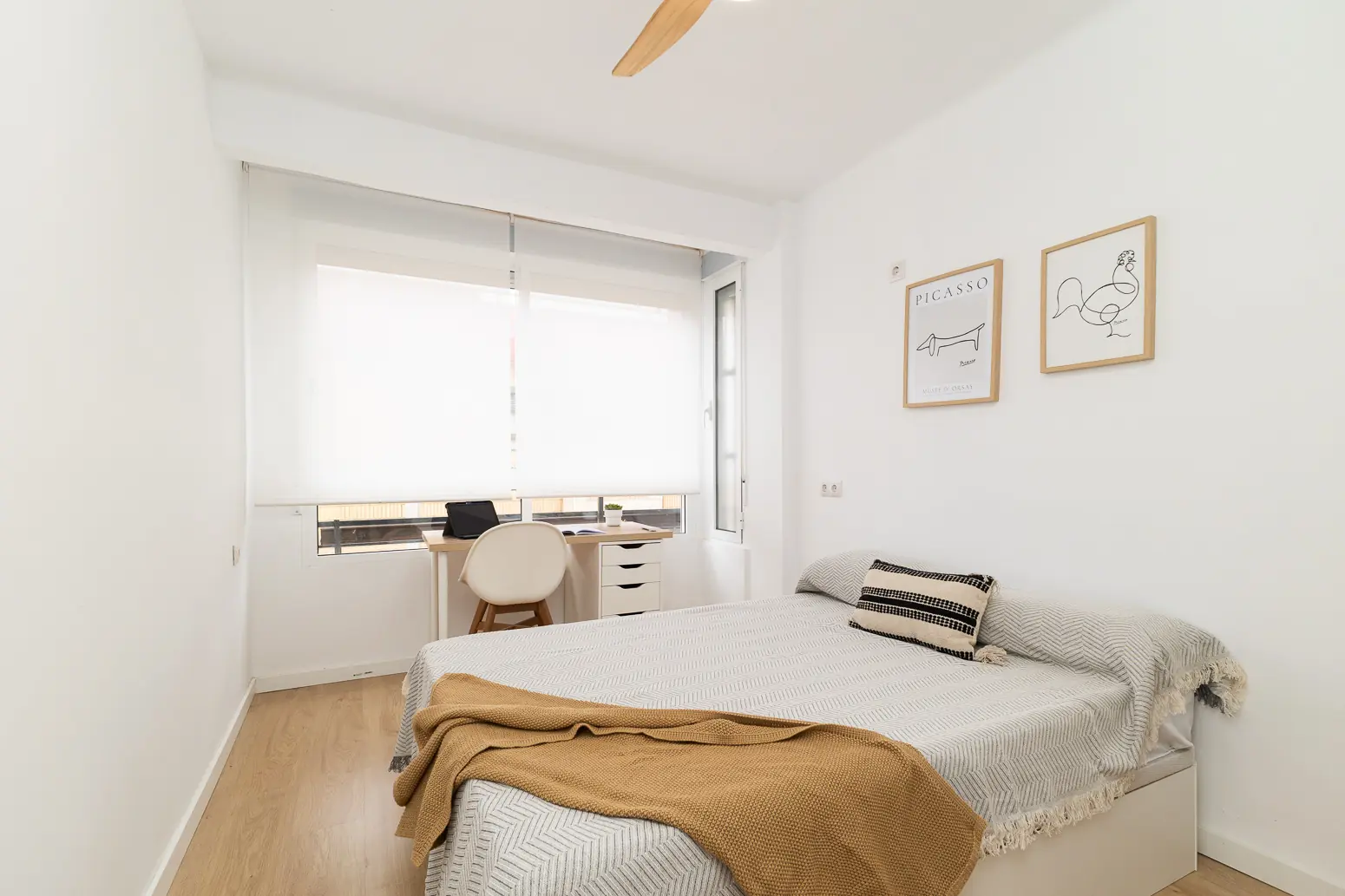 Room in Valencia