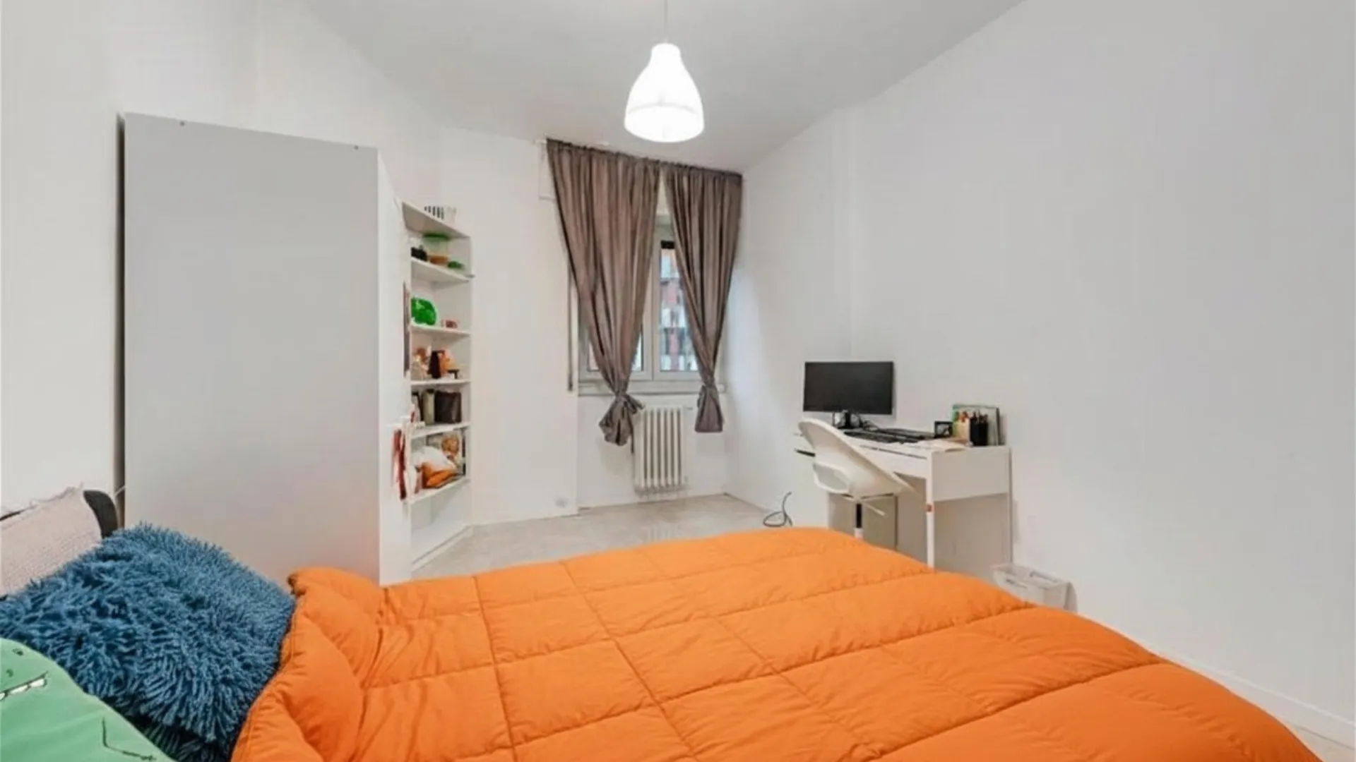 Room in Milan