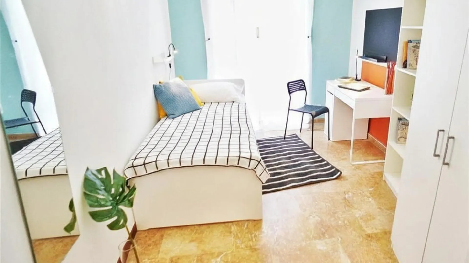 Room in Milan