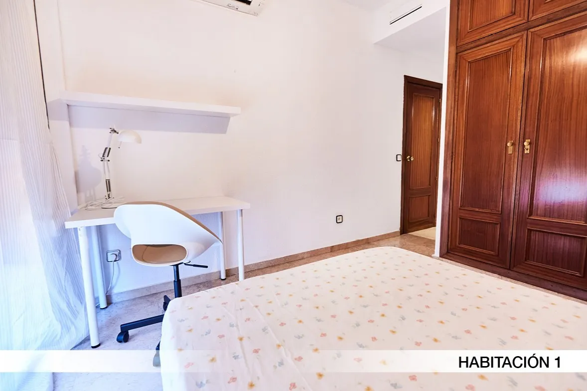 Room in Seville