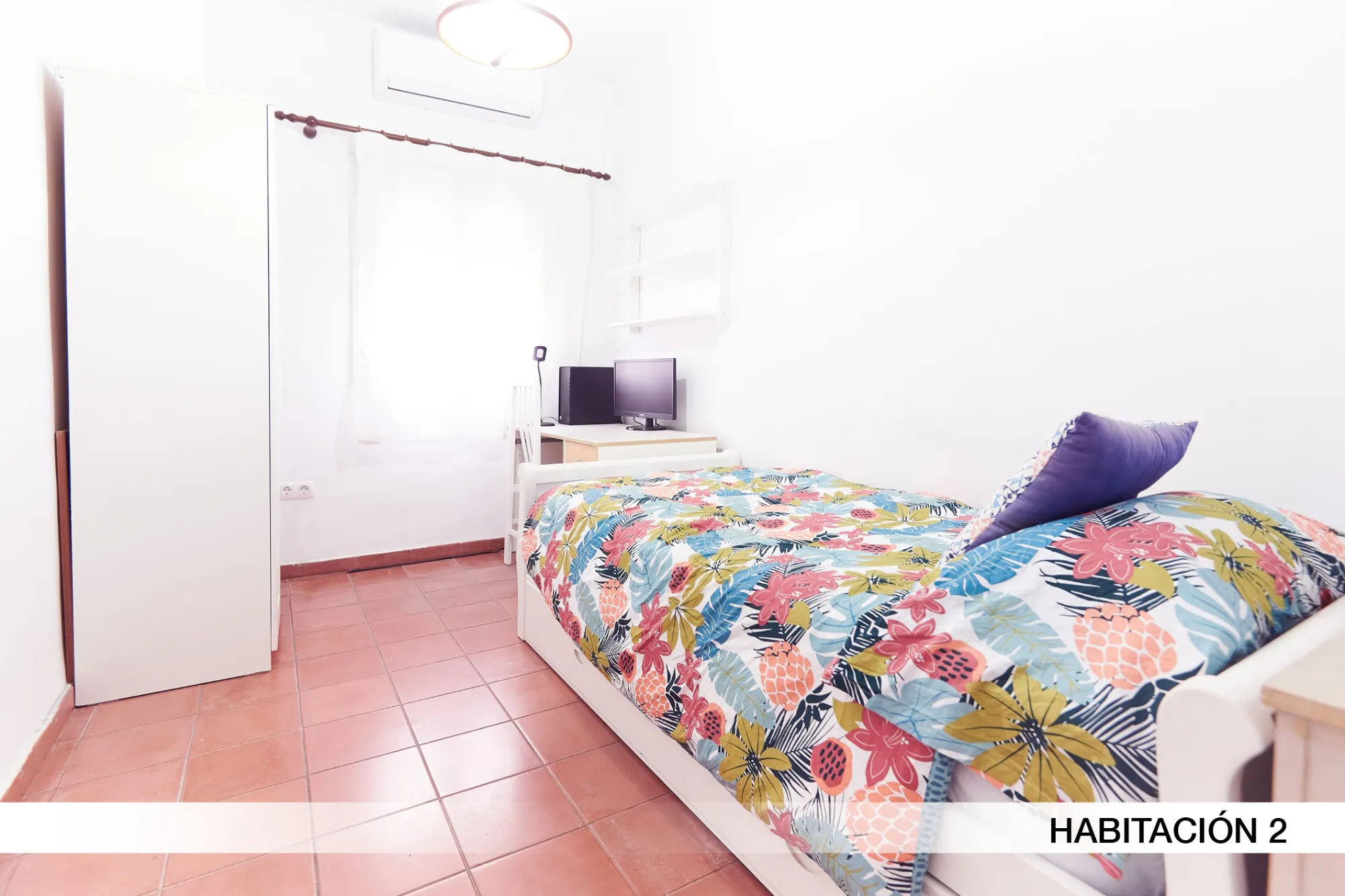 Room in Seville