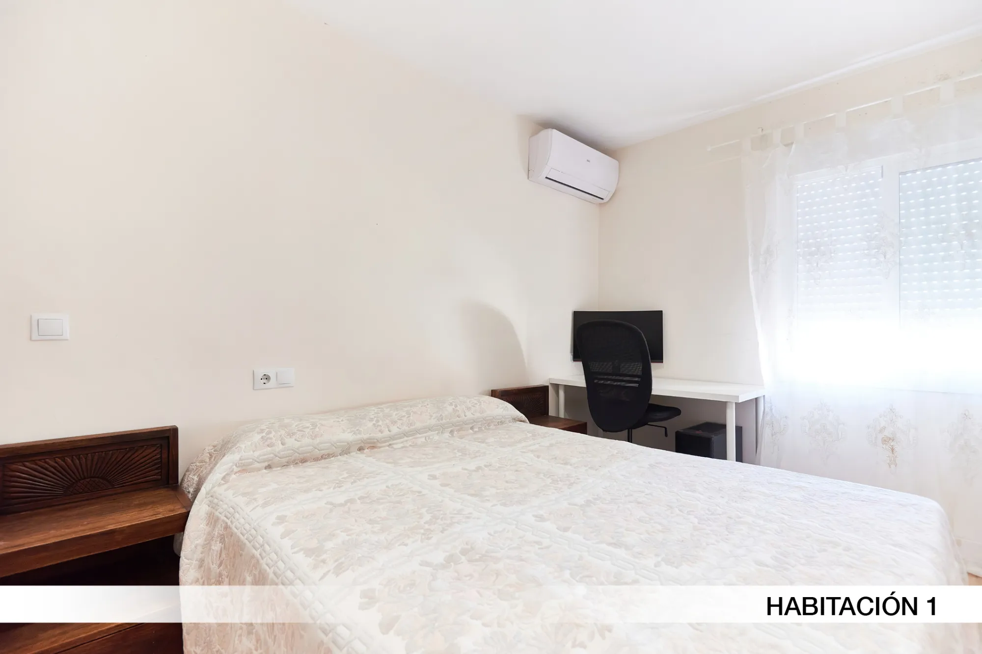 Room in Seville