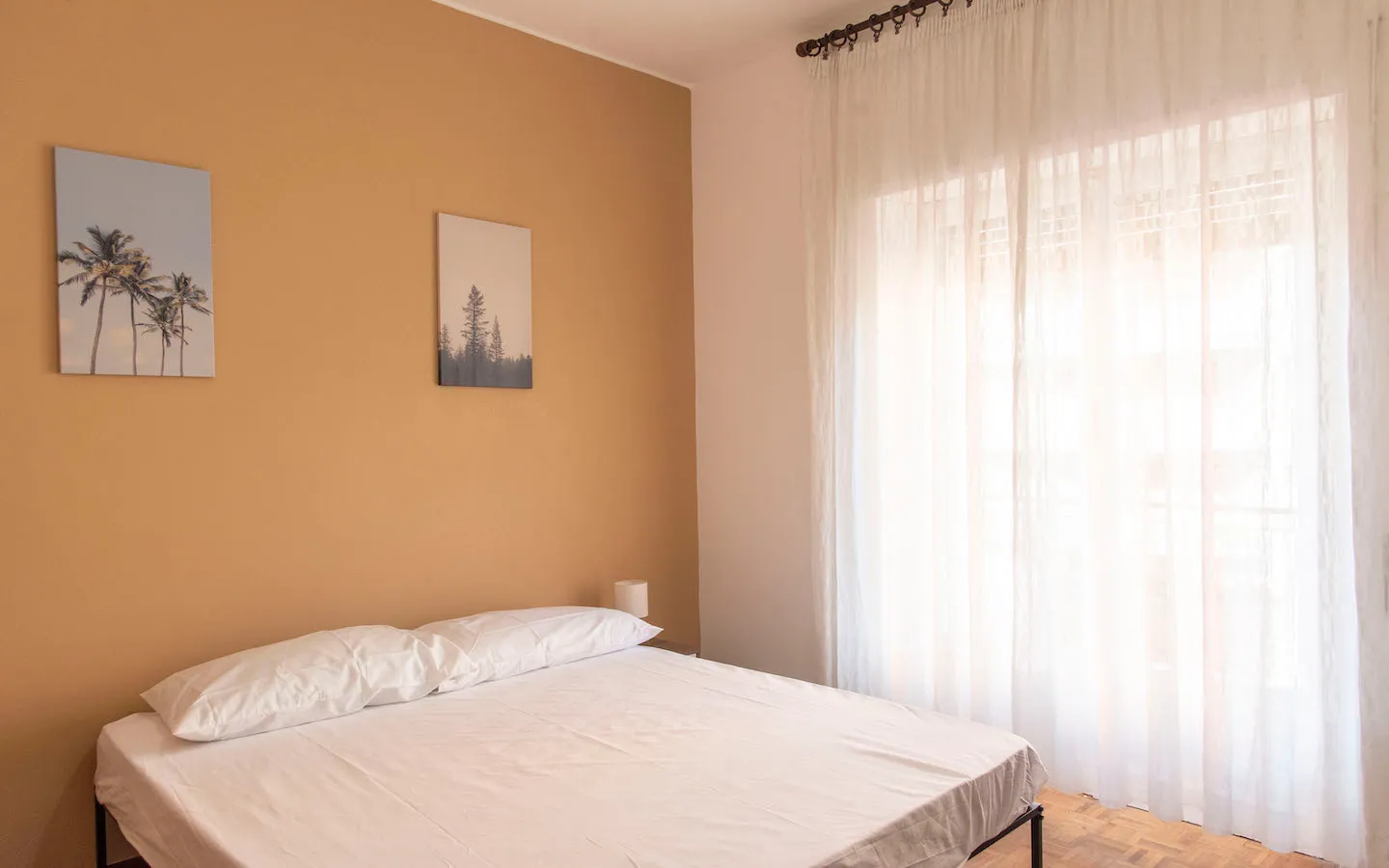 Room in Rome
