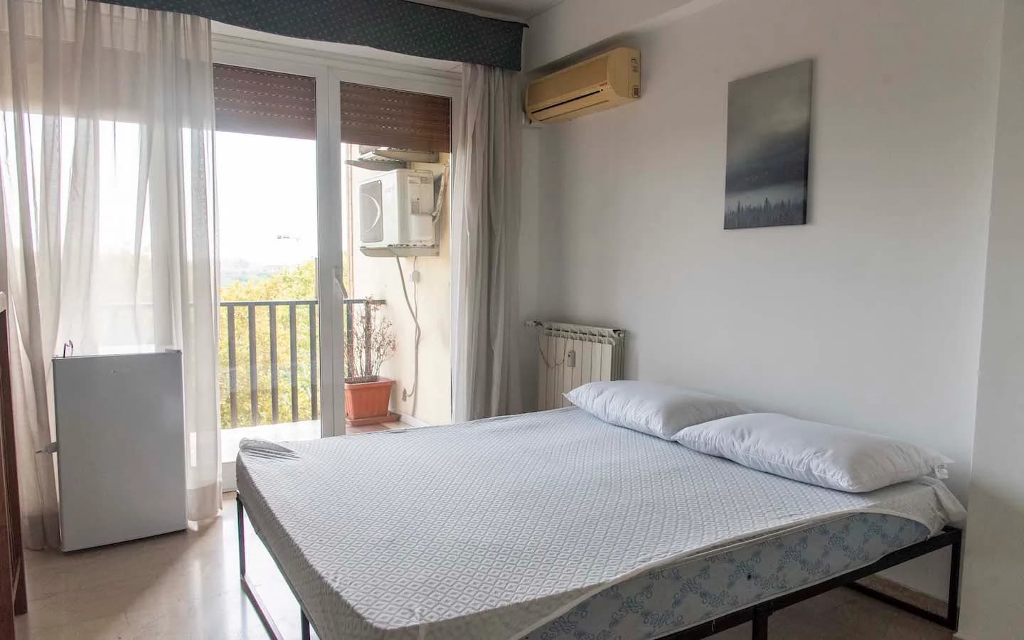 Room in Rome
