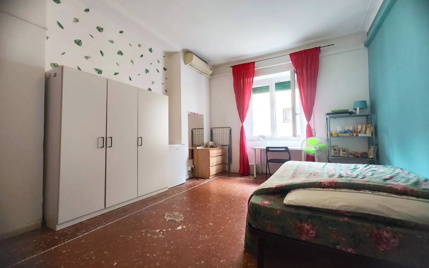 Room in Rome