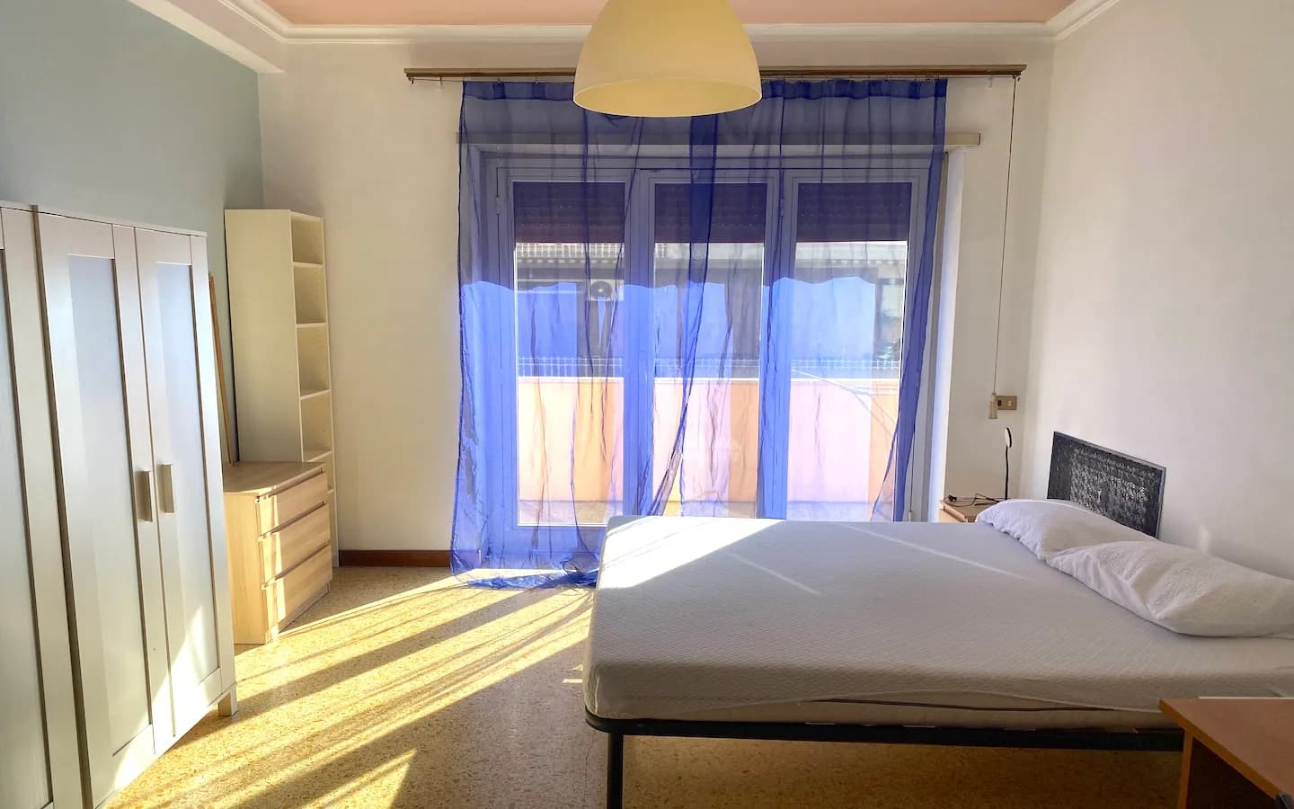 Room in Rome