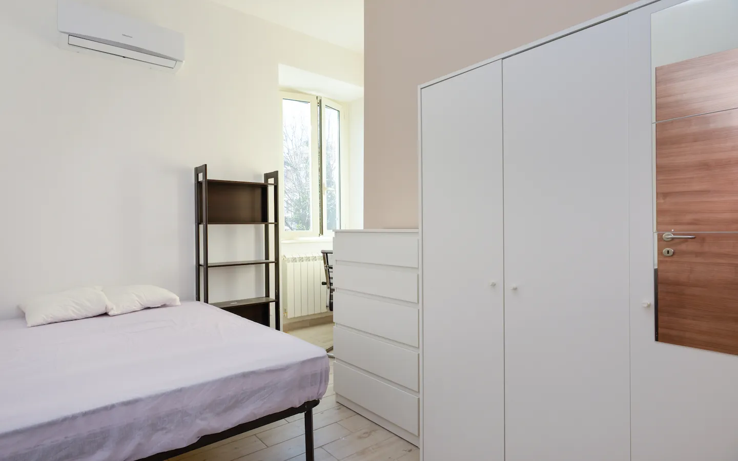 Room in Rome