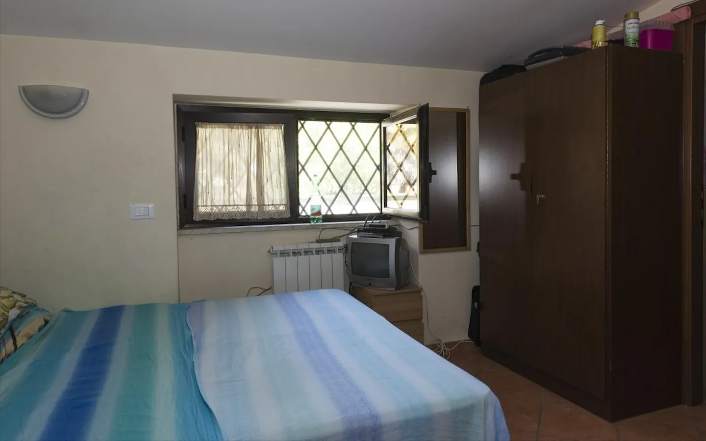 Room in Rome